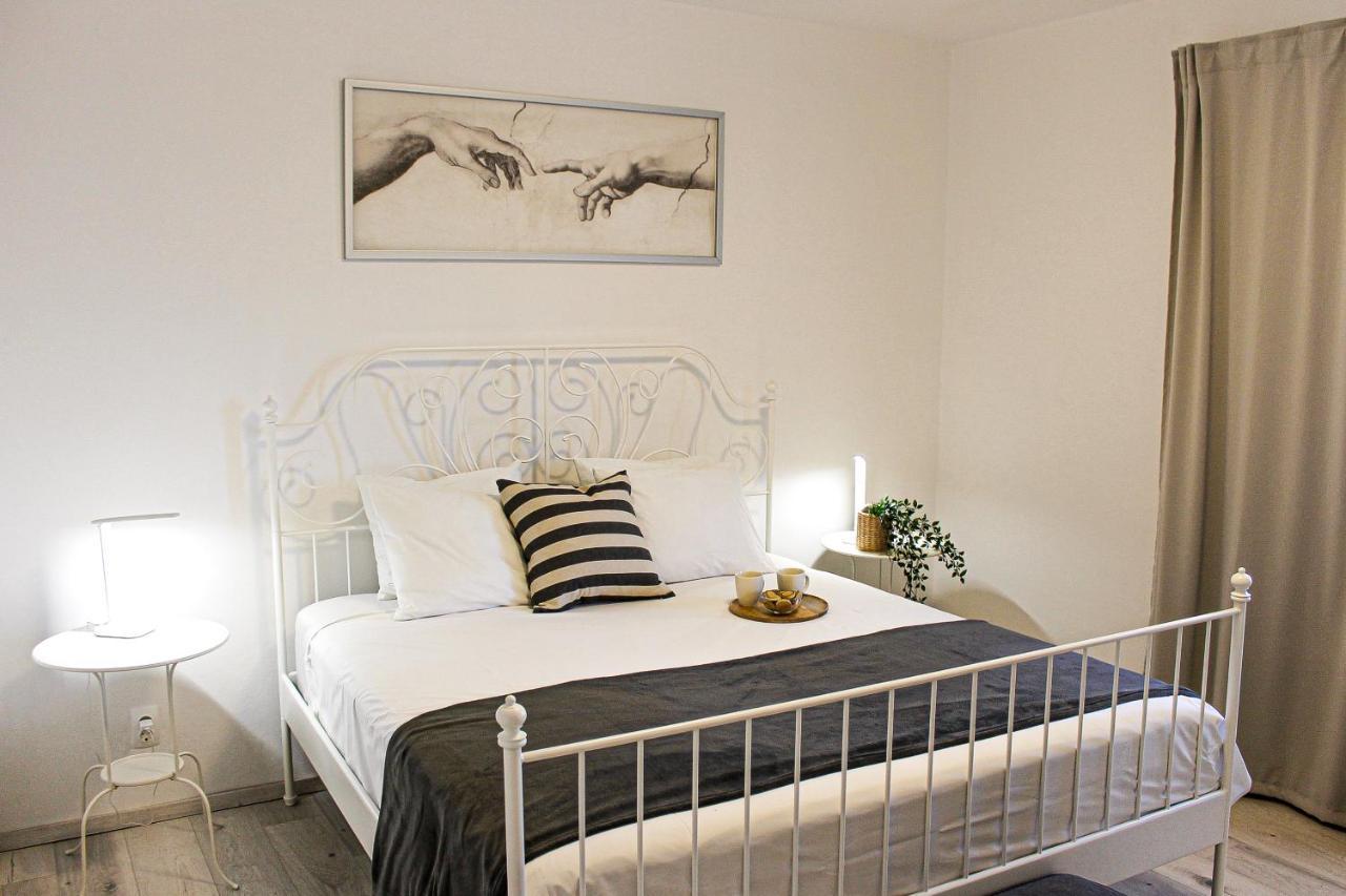 Stylish City View Apartment * Bellela * Korcula Town Bagian luar foto
