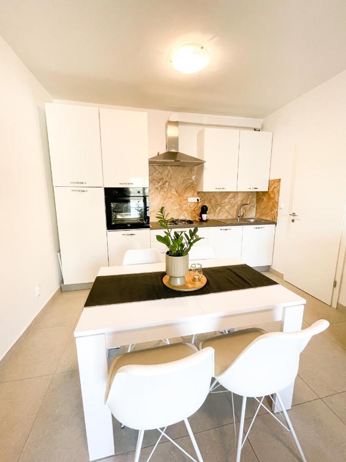 Stylish City View Apartment * Bellela * Korcula Town Bagian luar foto